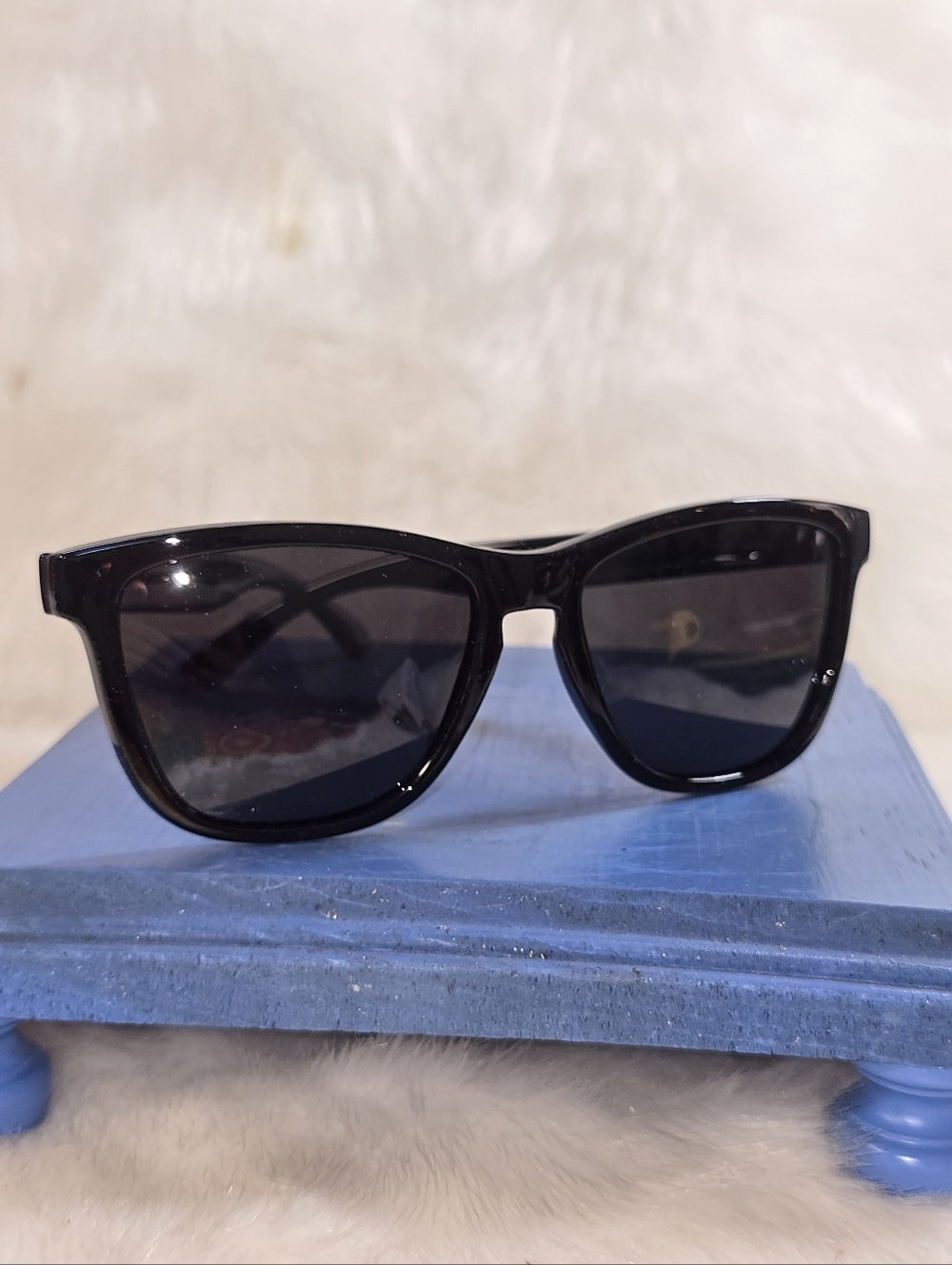 Classic Black Wayfarer Style Sunglasses